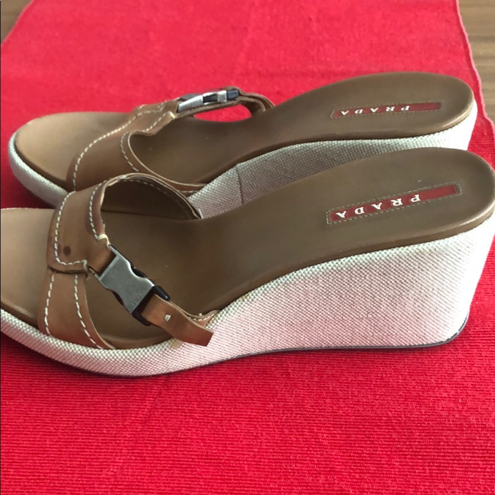 Prada’s Super Comfortable wedge - Picture 2 of 8